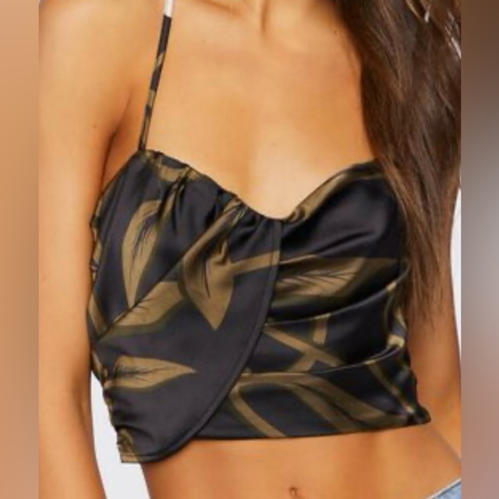 Forever 21 Satin Tropical Leaf Print Crop Top Green Black Strappy Size Large NWT